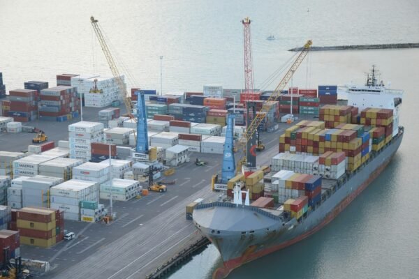 Export shipping hero banner